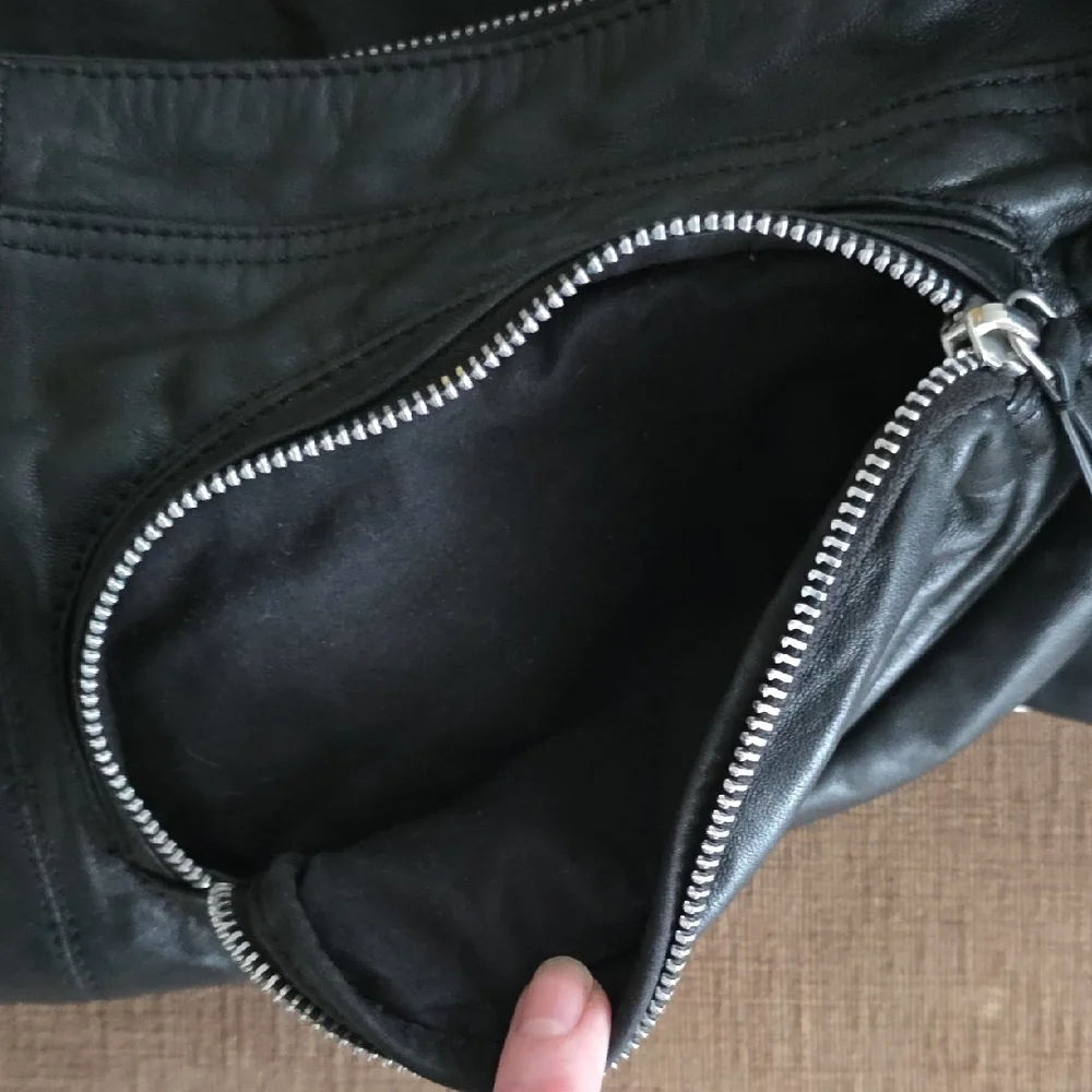 Free People Black Crossbody Bag - Picture 6 of 6